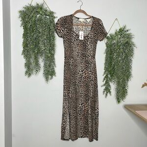 Jessica Simpson - Cheetah print dress